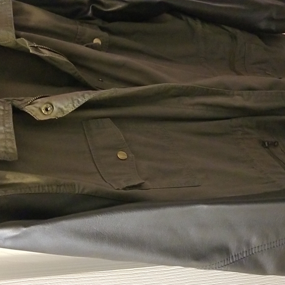 Reitman's Xl dark green olive with black pleather sleeves jacket - Picture 2 of 4